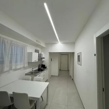 Re House & Deluxe Apartment *